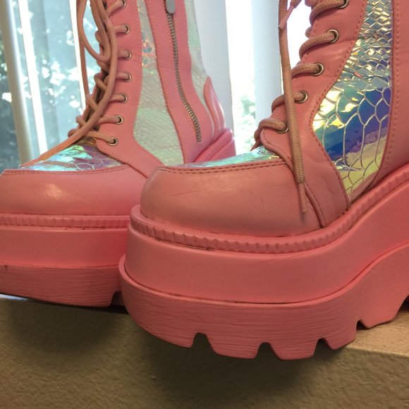 PRE LOVED Cape Robbin -Pink Poison Platforms Boots PNK/7- SH227 - Picture 8 of 8